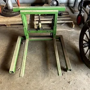 TRUCK WHEEL JACK