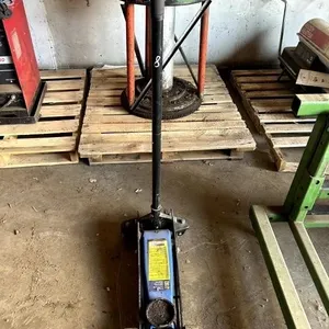 3 TON FLOOR JACK