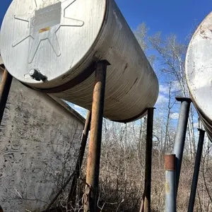 500GAL FUEL TANK W/ HEAVY STEEL STAND, NO HOSE