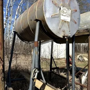 300GAL GAS TANK W/ HOSE AND STEEL STAND
