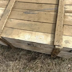 CRATE MISC CAT PARTS, LIGHTS BOXES