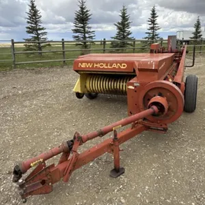 New Holland 273 Hayliner Square Baler