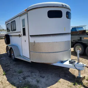 2000  S&H  2-Horse  Trailer - 12FT