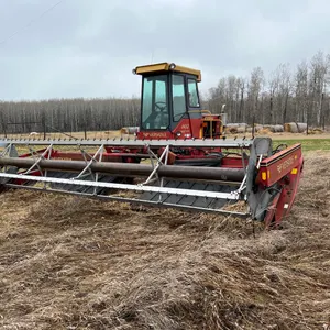 1983 VERSATILE 4400 SWATHER
