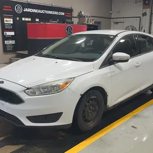 2016  Ford  Focus  SE Hatchback FWD
