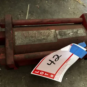 Hydraulic cylinder, 4" bore - 6" stroke, Lion 2500 PSI tie rod hydraulic cylinder
