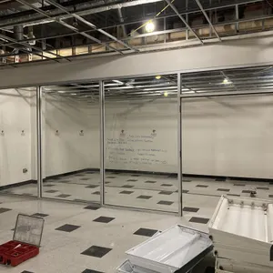 Glass Wall w/ Double Door
 UNRESERVED