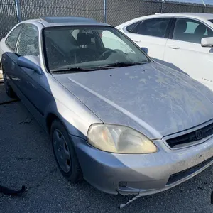 2000 Honda Civic Sedan Car (Non-Runner)
 UNRESERVED