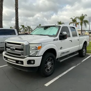 2016 FORD F-250 LARIAT SD PLATINUM CREW CAB 4X4 PICKUP VIN: 1FT7W2BT6GEA14451