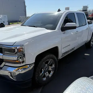 2018 CHEVROLET SILVERADO 1500 LT CREW CAB 4X4 PICKUP VIN: 3GCUKRER4JG399841