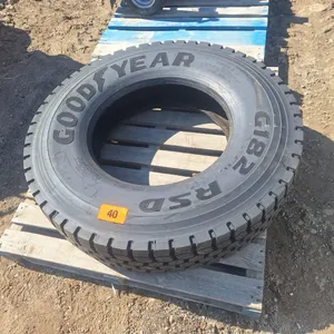F - Goodyear Tire *like new* 11R22.5