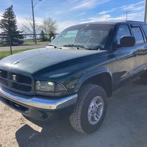2000 Dodge Durango Dark Green SUV s/n: 1B4HS28Z0YF202807