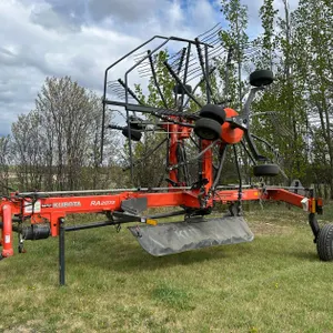 *OFFSITE* 2020 KUBOTA RA2072 ROTARY RAKE, DOUBLE ROTOR CENTRE DELIVERY, 20’-4” TO 23’-6” WORKING WIDTH RANGE, TERRALINK QUATTRO SYSTEM, COMPACTLINE GE
