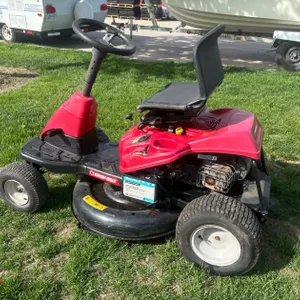 Troy-Bilt SD riding lawn mower
