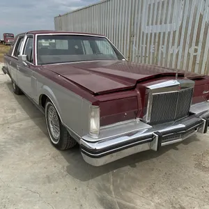 1981 Lincoln Continental Mark VI Car
 RESERVE LIFTED