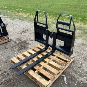 Quantity of (5) 2026 AGT SSCPF42-2200-WFF 42 in Skid Steer Forks (Unused)