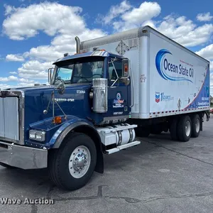 2007 Western Star 4900 box truck