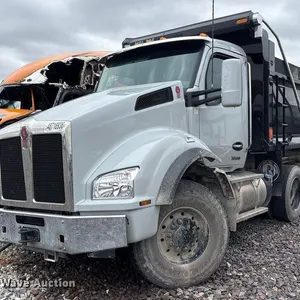 2026 Kenworth T880 dump truck