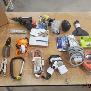 Box of Tools
 UNRESERVED