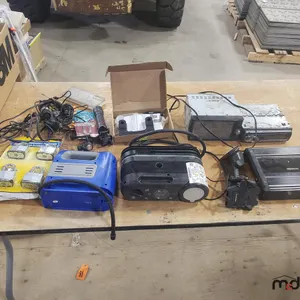 Box of Car Accessories and Parts
 UNRESERVED