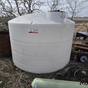 1,000-Gallon Poly Water Tank
 UNRESERVED
