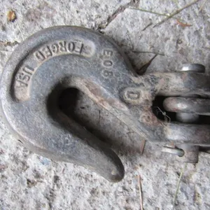 Chains with hooks