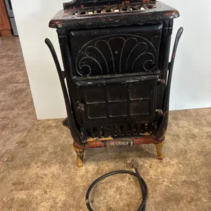 McClary propane stove. Working condition.