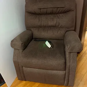 Pride powerlift Medicare chair. Like new