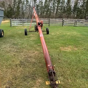 Sakundiak 7" x 41 ft Grain Auger S/N 42975 runs