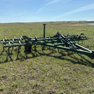 John Deere 1000 Vibrashank 18.5 ft,  S/N 008742