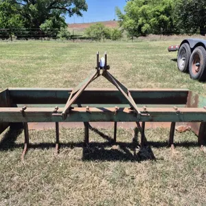 7' John Deere Box Blade Scarifier