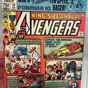 King Size Avengers no 10 Comic Book Graded 8.0