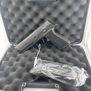 SIG P320 XTEN 10 MM
Case and two 15 round clips