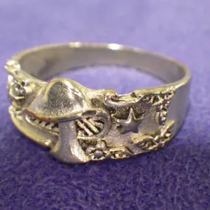 Ring (size 9.75)