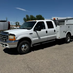 1999  Ford  F350   Super Duty Lariat  4WD  Utility Truck