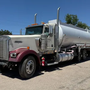 2007  Kenworth  W900   T/A  Conventional Petroleum Truck