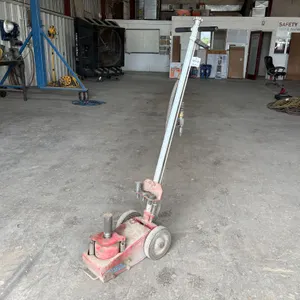 Pittsburgh 66242 Air-Operated Hydraulic 22-Ton Service Jack