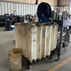 Superlube TMS Heavy Duty Diesel Engine Oil Tank With Graco HPM65B Reel And Liquidynamics LD250 Meter on Casters (Tank is Empty)