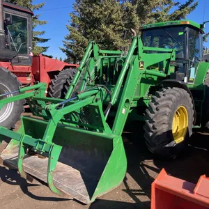 1993 John Deere 7600 Tractor with John Deere 740 Loader and Grapple  s/n: RW7600P001602  **O-232**