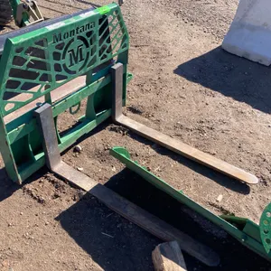 Set of Pallet Forks for Montana Tractor