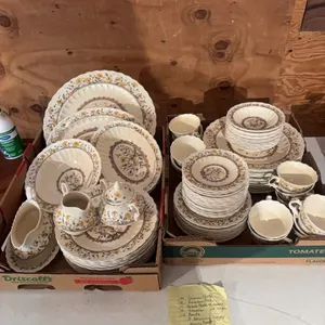 HIBISCUS DISH SET