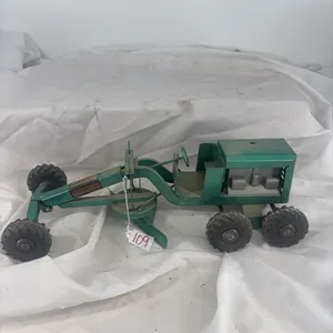 STRUCTO ROAD GRADER