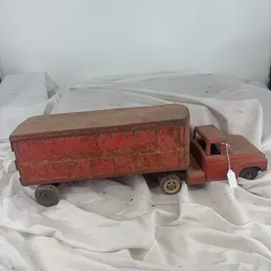 LIVESTOCK TRUCK