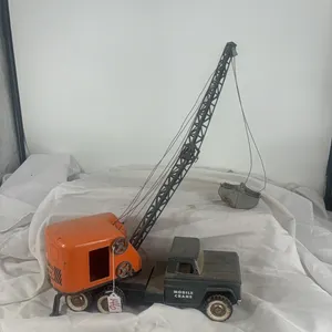 STRUCTO MOBILE CRANE TRUCK
