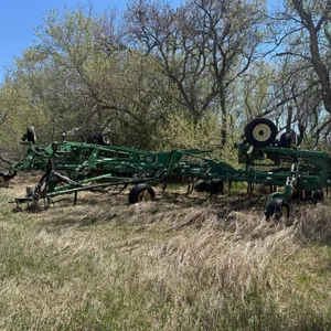 John Deere 2410 Chisel Plow