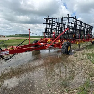 2013 Bourgault 7200 Harrow