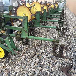 John Deere Row Crop Cultivator