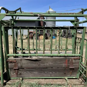 MY-D HAN-D Cattle Squeeze, 8 Ft. Long X 75” High