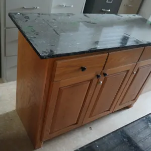 Cabinet with Hutch Top