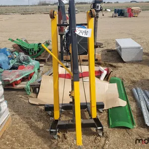Power Fist 2T Folding Quick Lift Shop Crane
 UNRESERVED